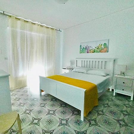 La Sirenetta Apartment ปาแลร์โม ภายนอก รูปภาพ