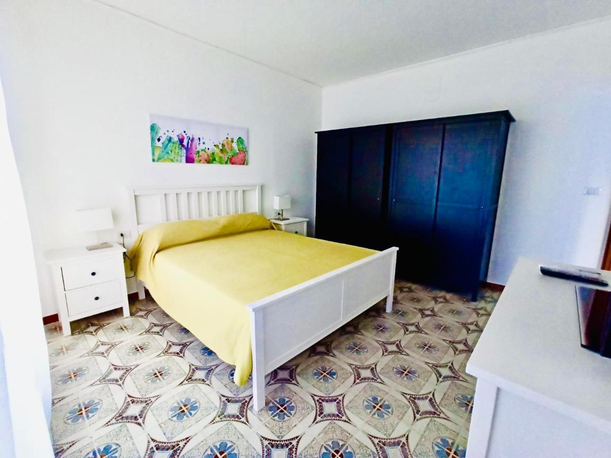 La Sirenetta Apartment ปาแลร์โม ภายนอก รูปภาพ